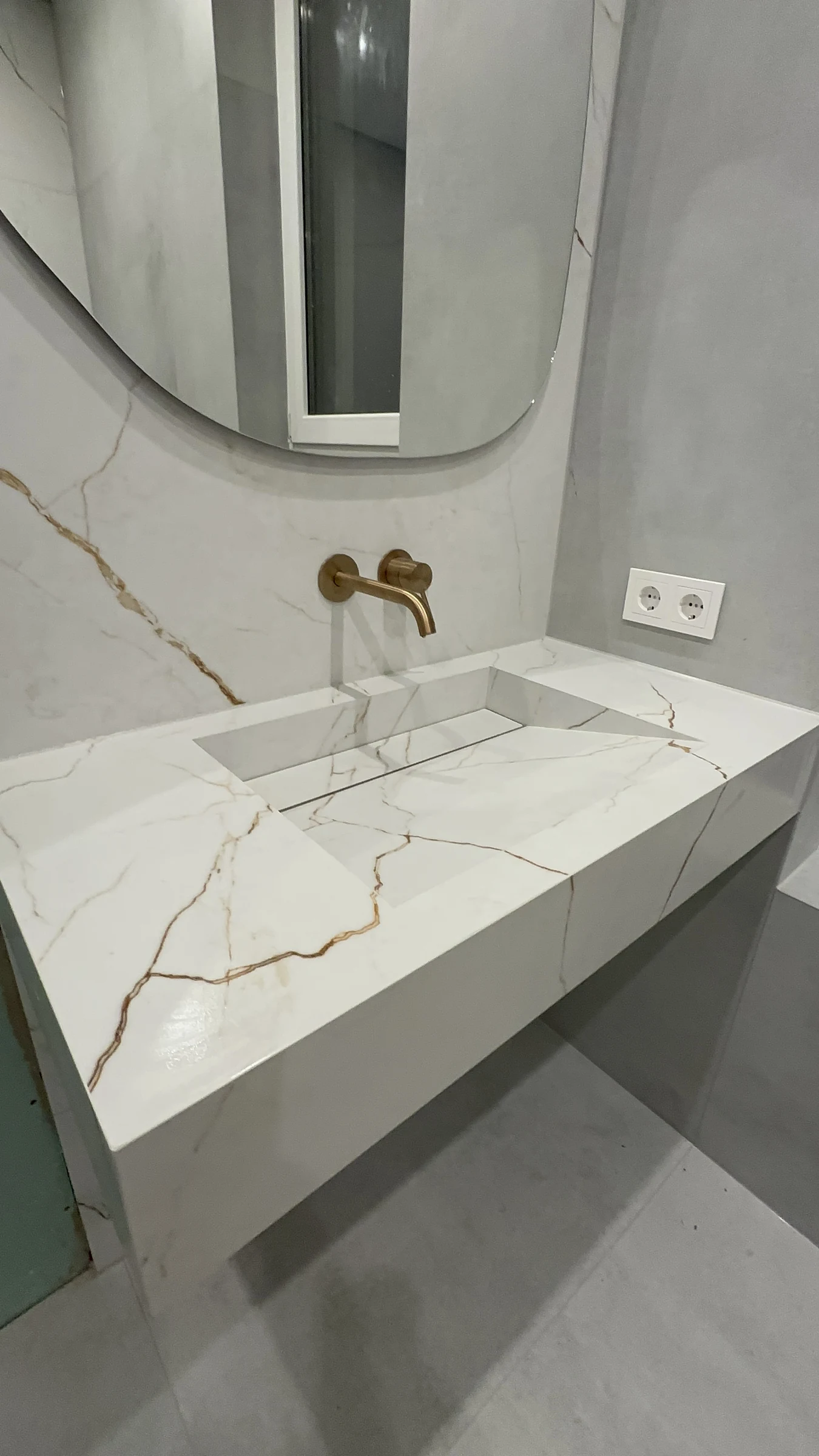 Раковина з керамограніту — галерея Decostyle